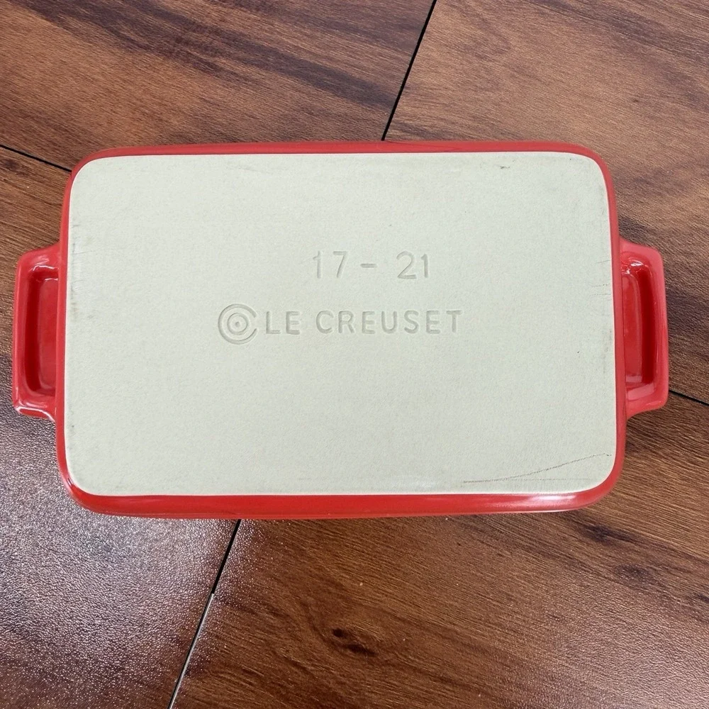 LE CREUSET 17-21 Stoneware Rectangular Baking Dish Red 5x7